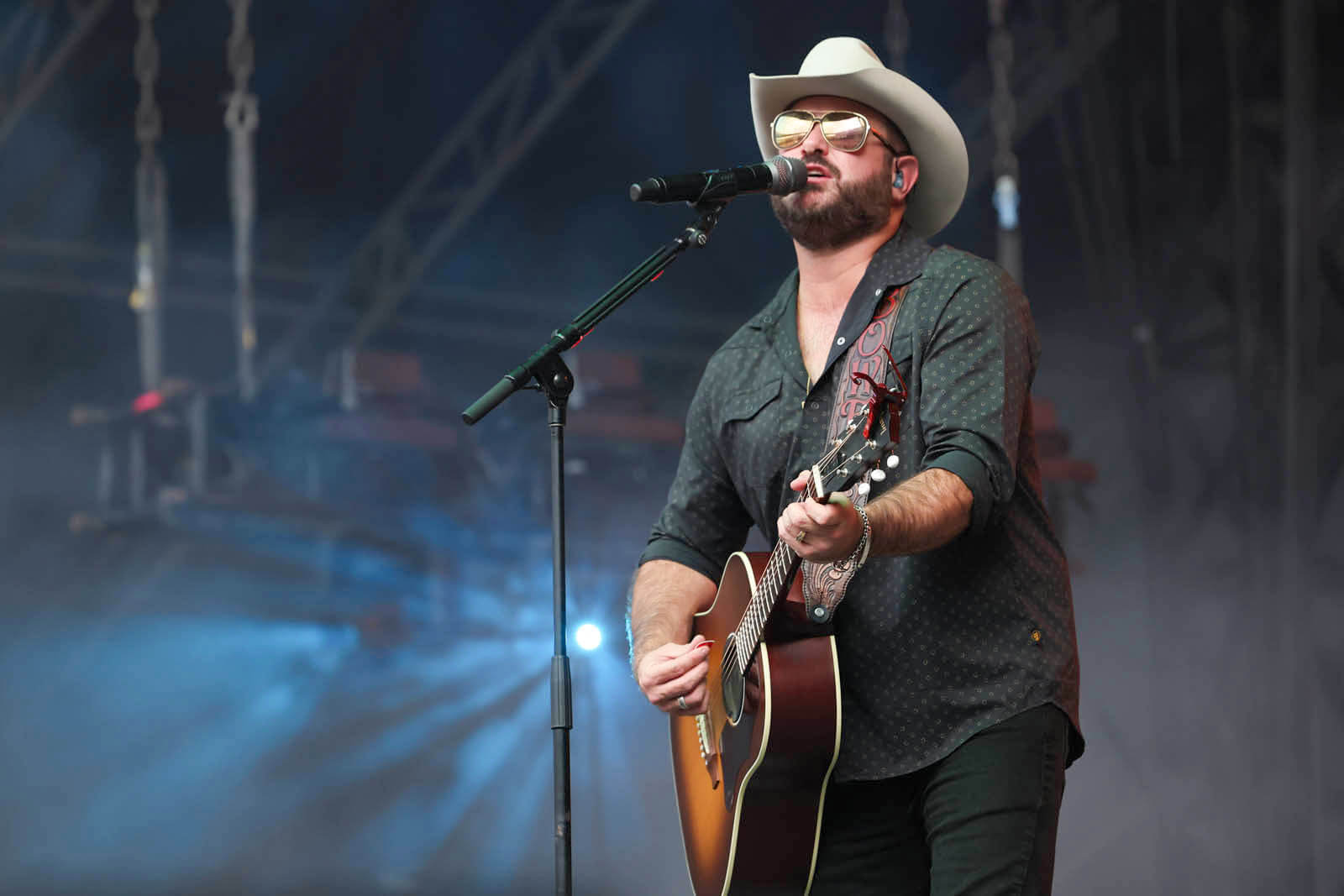Wade Bowen performs on stage on McLane Stadium